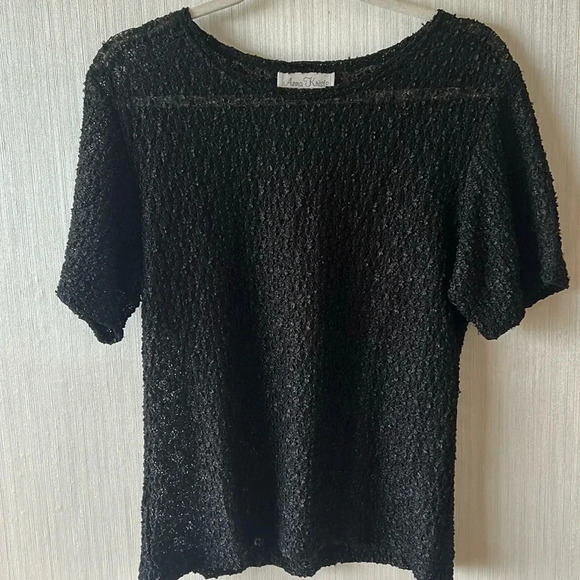 Anna Kriste Tops - 90’s scrunchie popcorn top